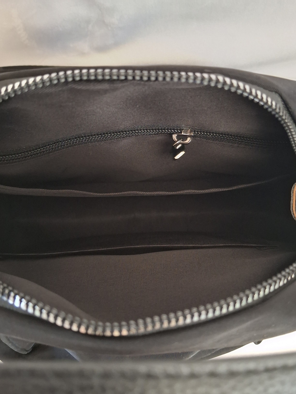 Veluna Crossbody Shoulder Bag, Solid Nylon Travel Purses Large Capacity, NWOT - Picture 9 of 9